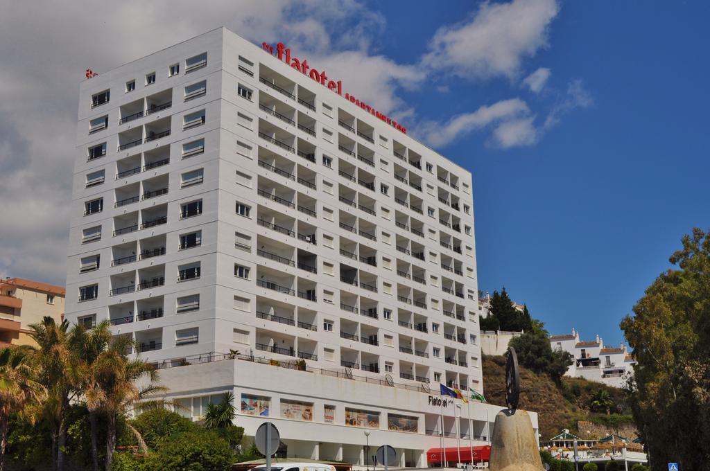 First Flatotel International Benalmadena Bagian luar foto